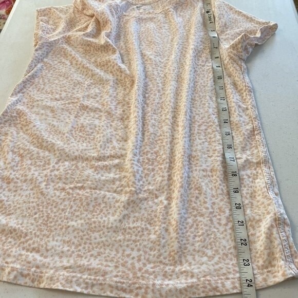 Athleta Organic Daily Animal Print Short Sleeve Tee Cotton Lightweight Crewneck - Picture 9 of 10